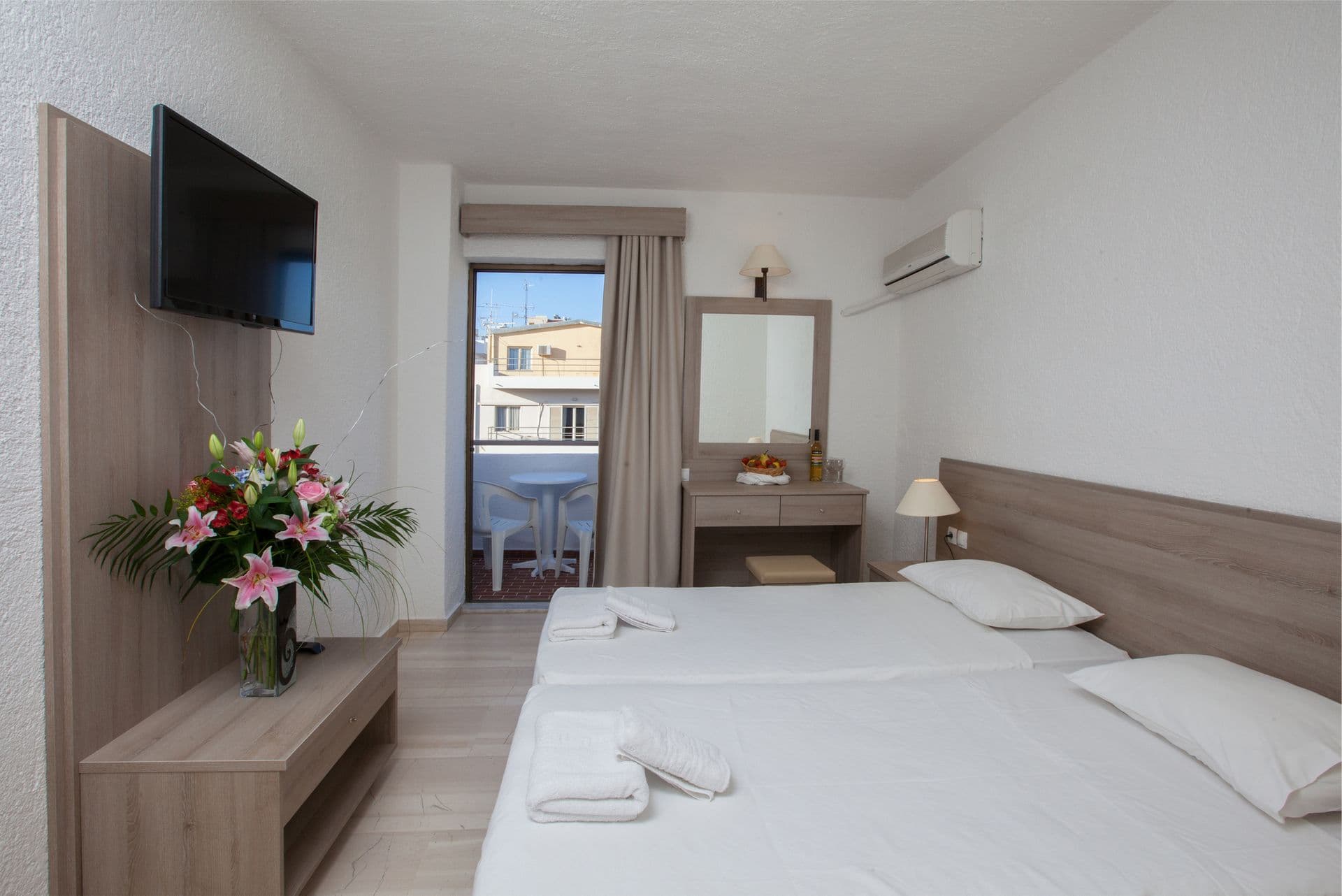 room-types-APOLLONHC-STD-0.jpg