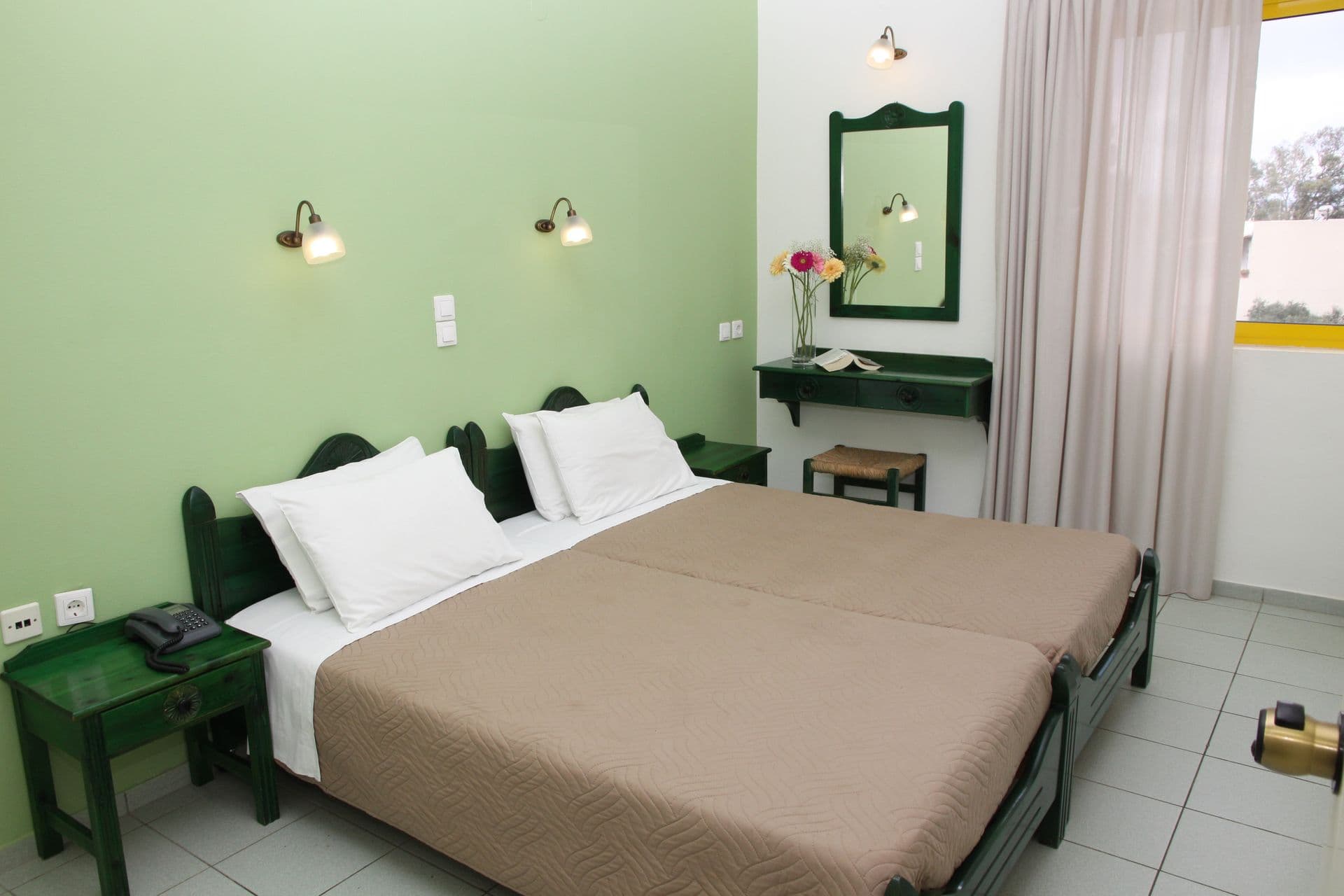 room-types-APOLLONHOT-APT-0.jpg