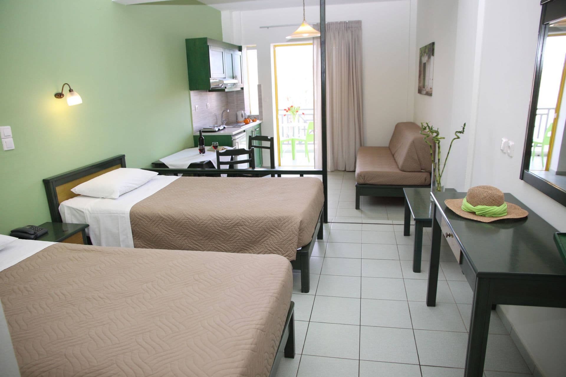 room-types-APOLLONHOT-STU-0.jpg