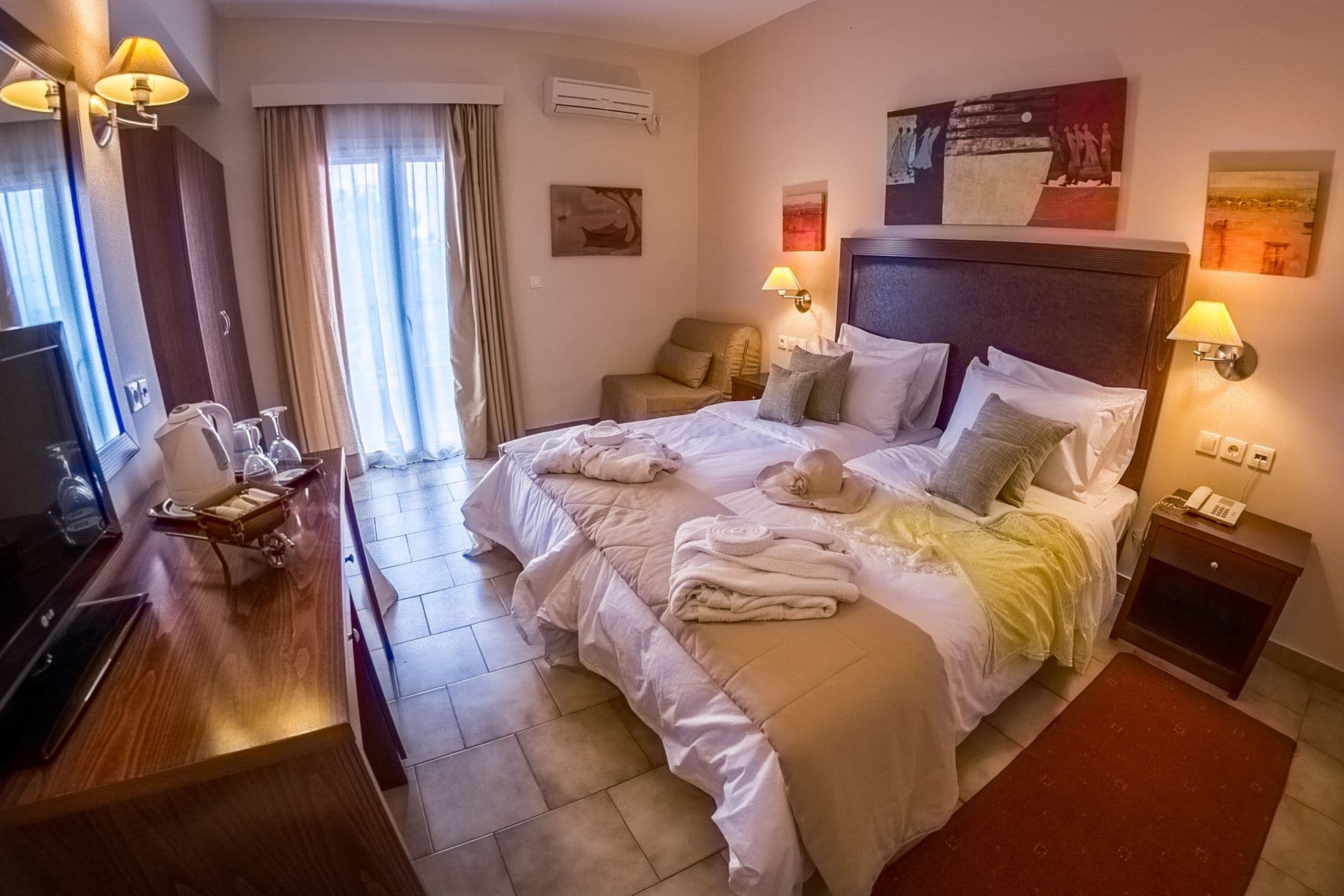room-types-APOLLORESO-DBL-0.jpg
