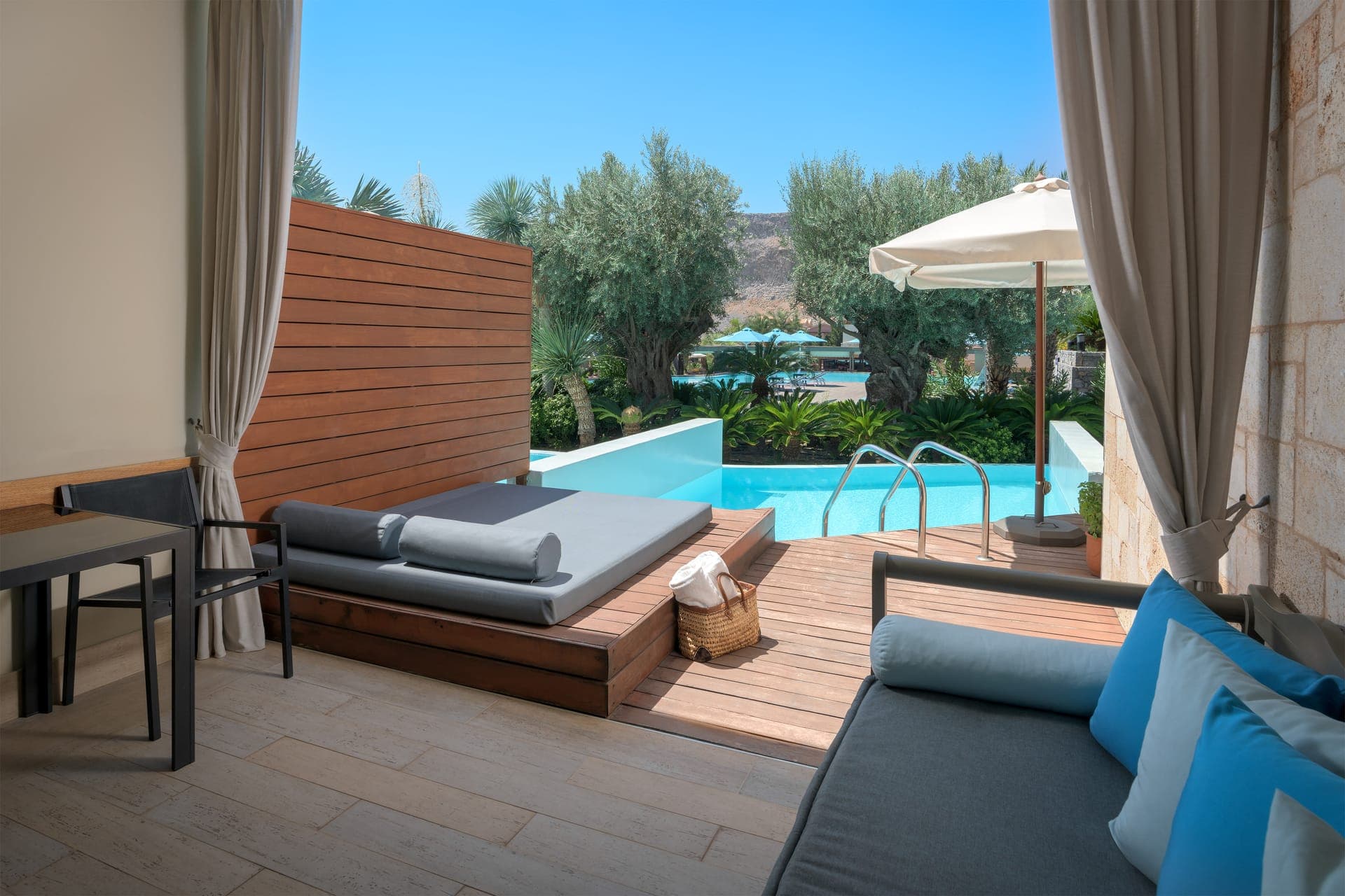 room-types-AQUAGRANDL-PRIVAT-0.jpg