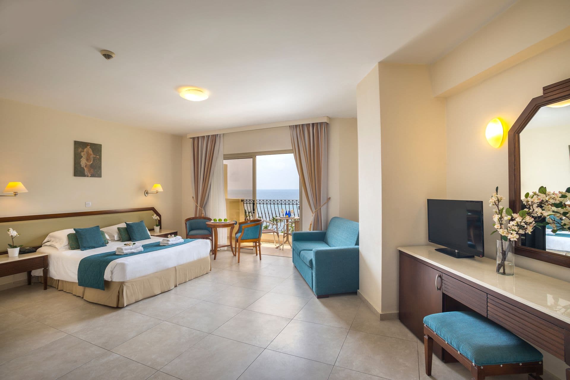 room-types-AQUAMARE-DELUXE-0.jpg