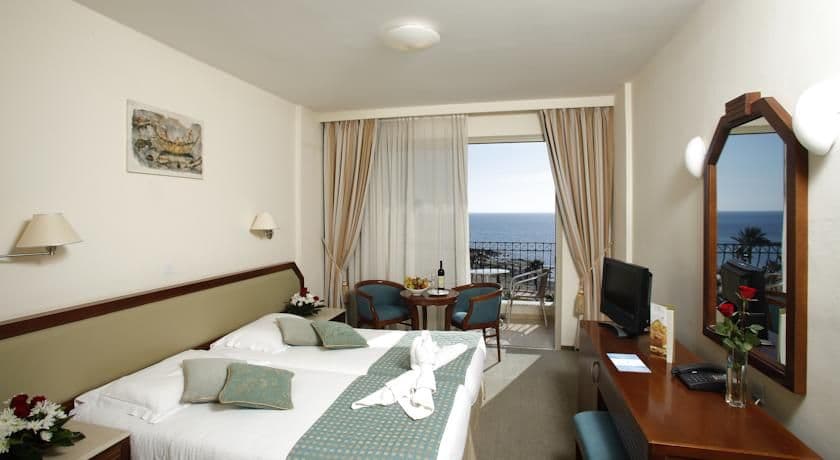 room-types-AQUAMARE-SRSV-0.jpg