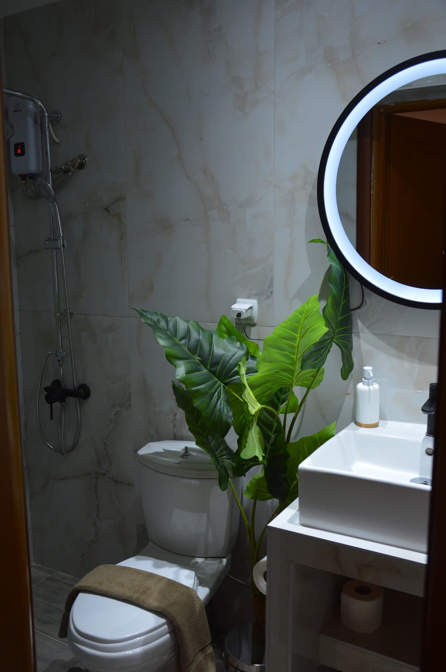 room-types-AQUAMARESS-QUADRS-0.jpg