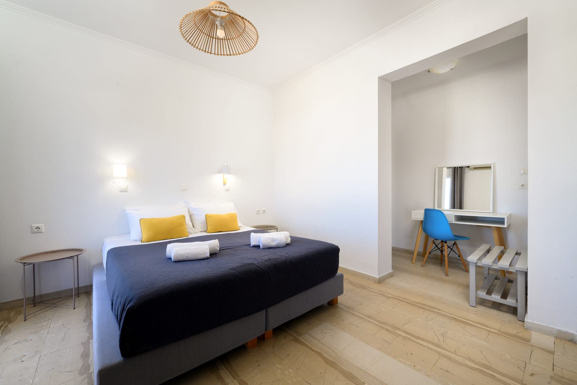 room-types-AQUARIUSB-APTPOO-0.jpg
