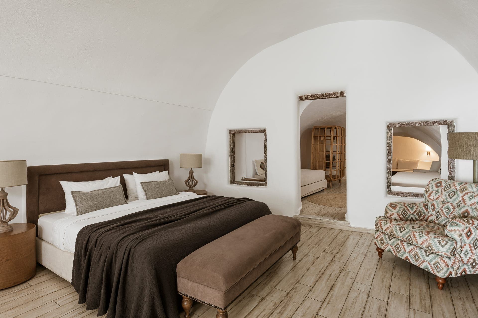 room-types-AQUASANTO-CAVE-0.jpg