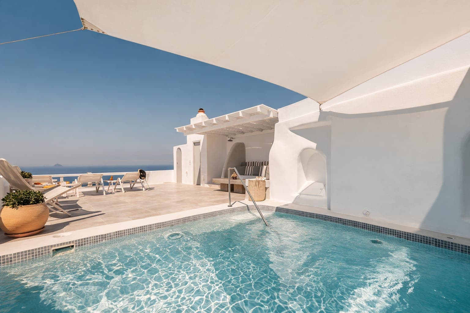 room-types-AQUASANTO-MARINE-0.jpg