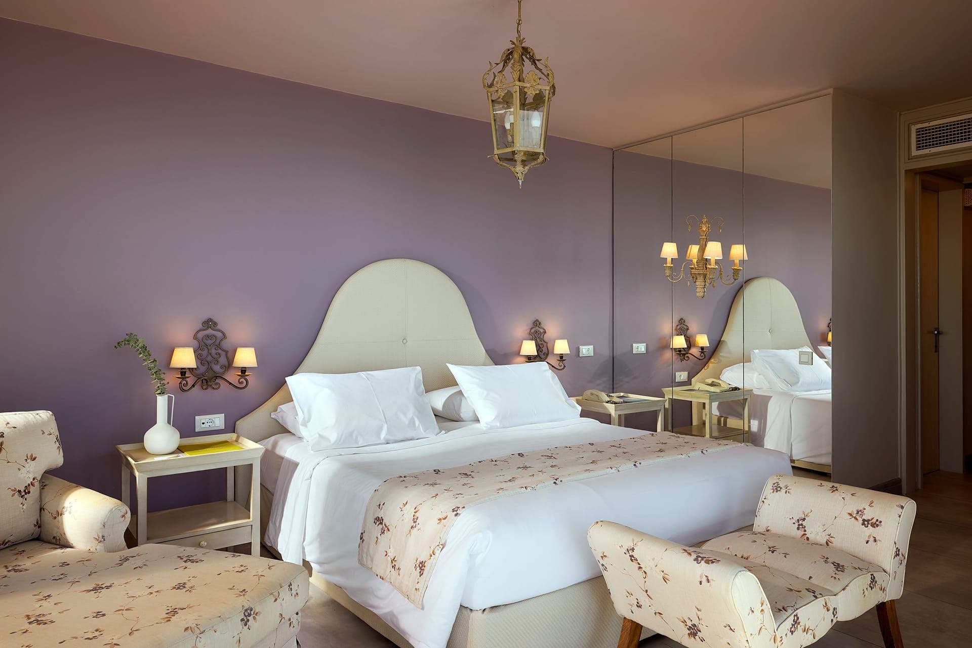 room-types-AQUILAPORT-DSF-0.jpg