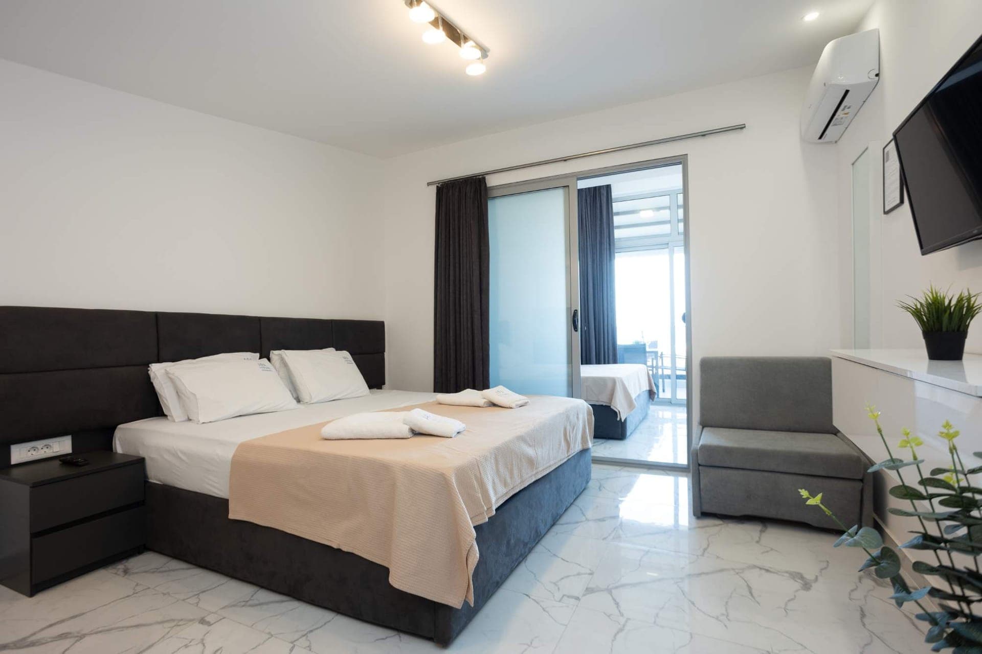 room-types-ARALUX-APTSV-0.jpg
