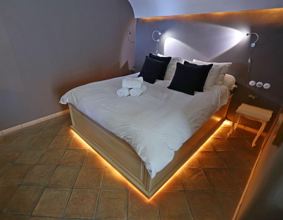 room-types-ARCHKARAMA-FAMS-0.jpg