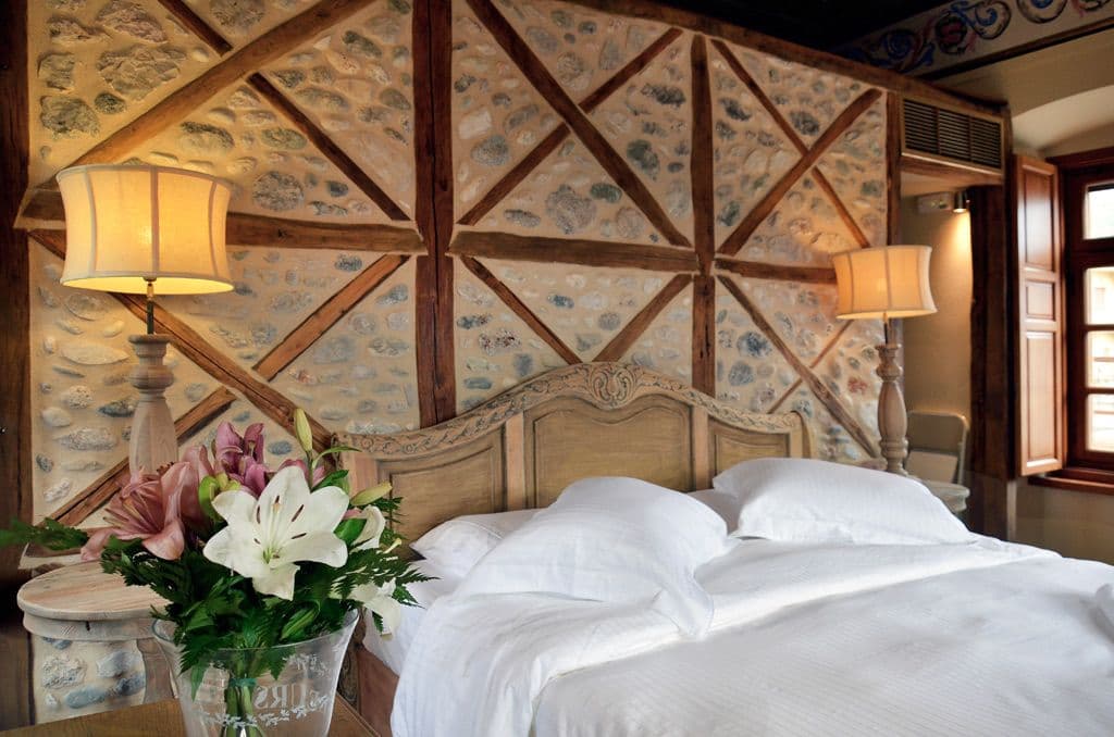 room-types-ARCHONCH-SUITE-0.jpg