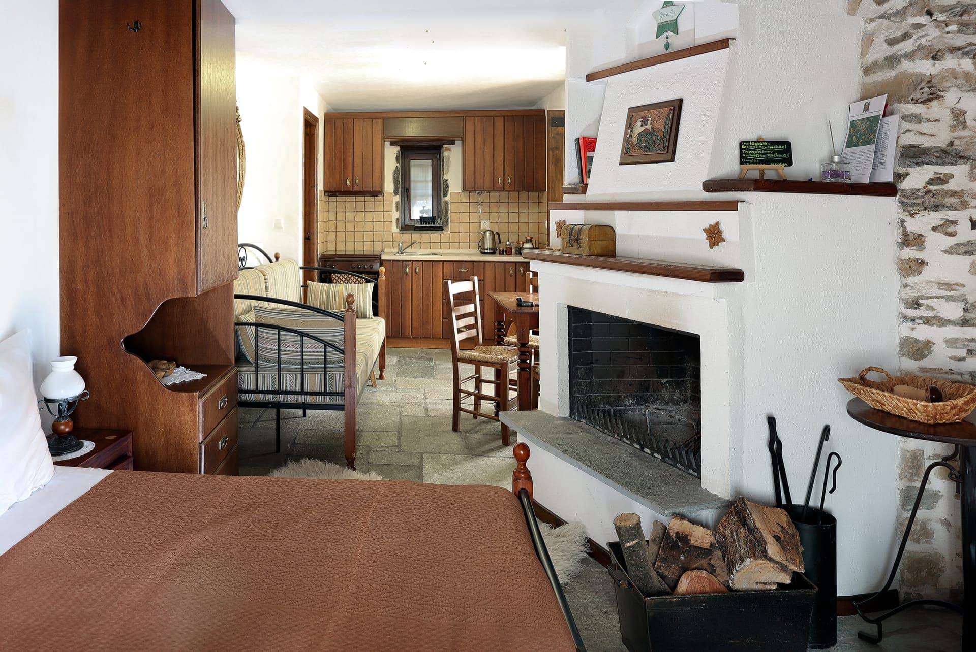 room-types-ARCHONMICH-ALOE-0.jpg