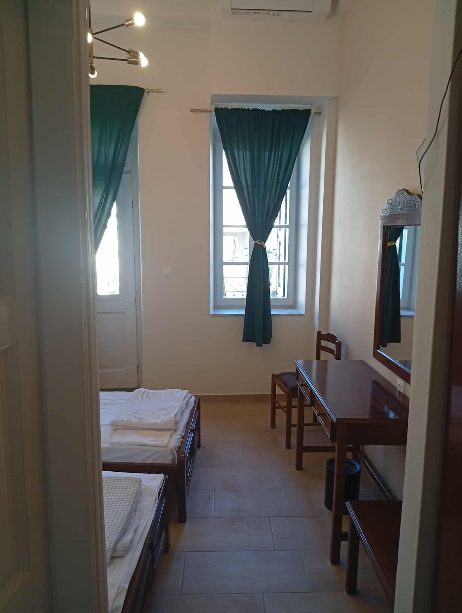 room-types-ARCHONTKAL-TBS14-0.jpg