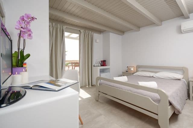 room-types-ARGONAXOS-DBLSEA-0.jpg