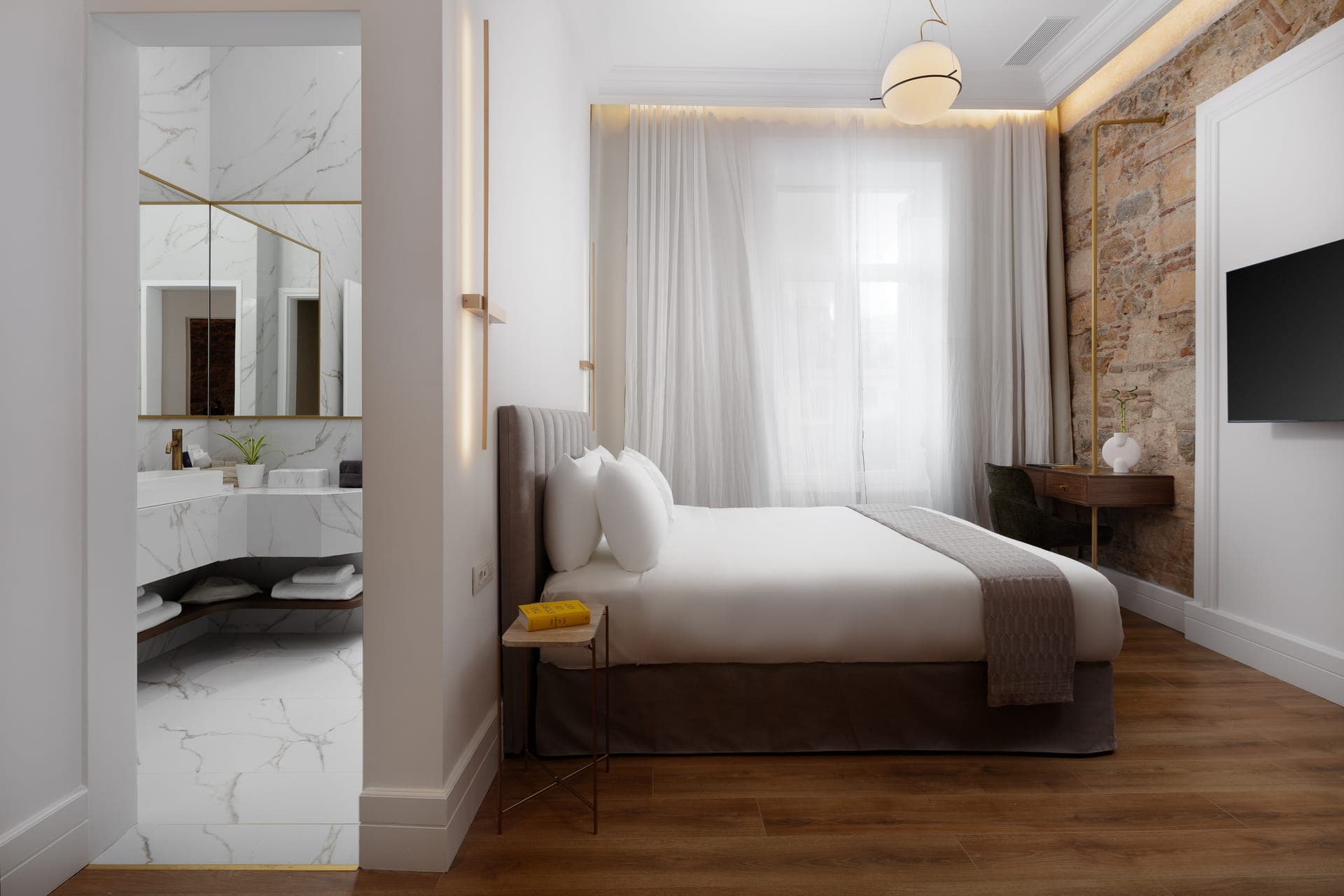 room-types-ARIABOUTIQ-DOUBLE-0.jpg