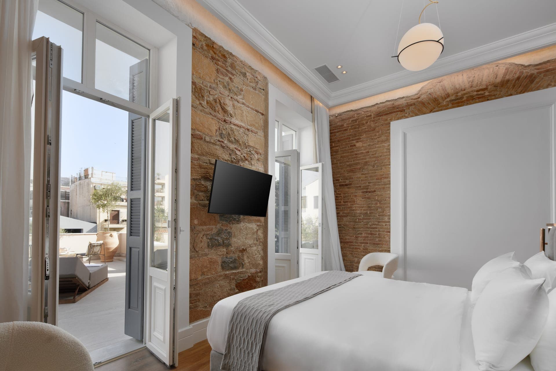 room-types-ARIABOUTIQ-SUIOUT-0.jpg