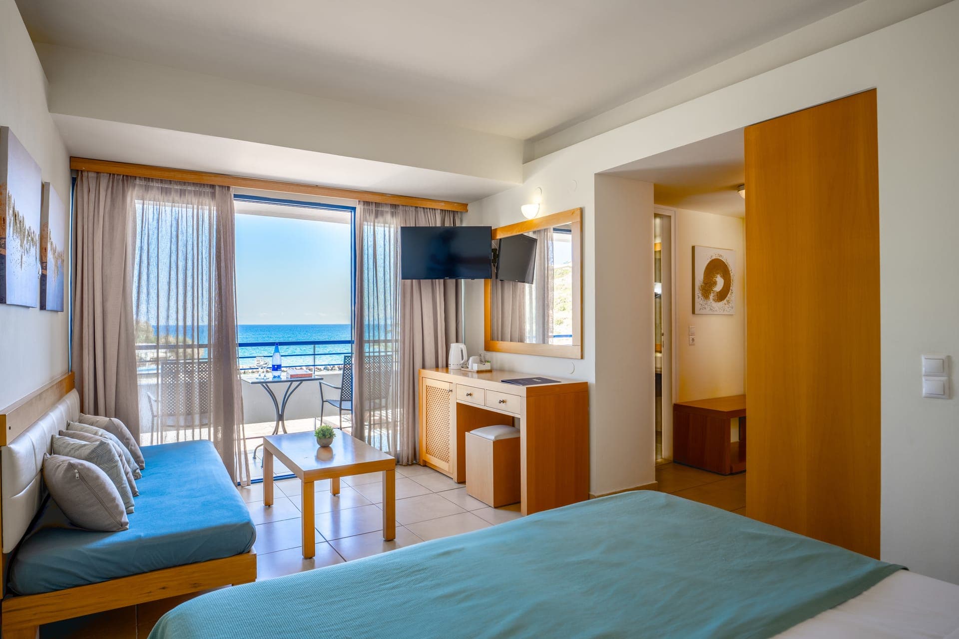 room-types-ARIADNEBH-BUNSSV-0.jpg