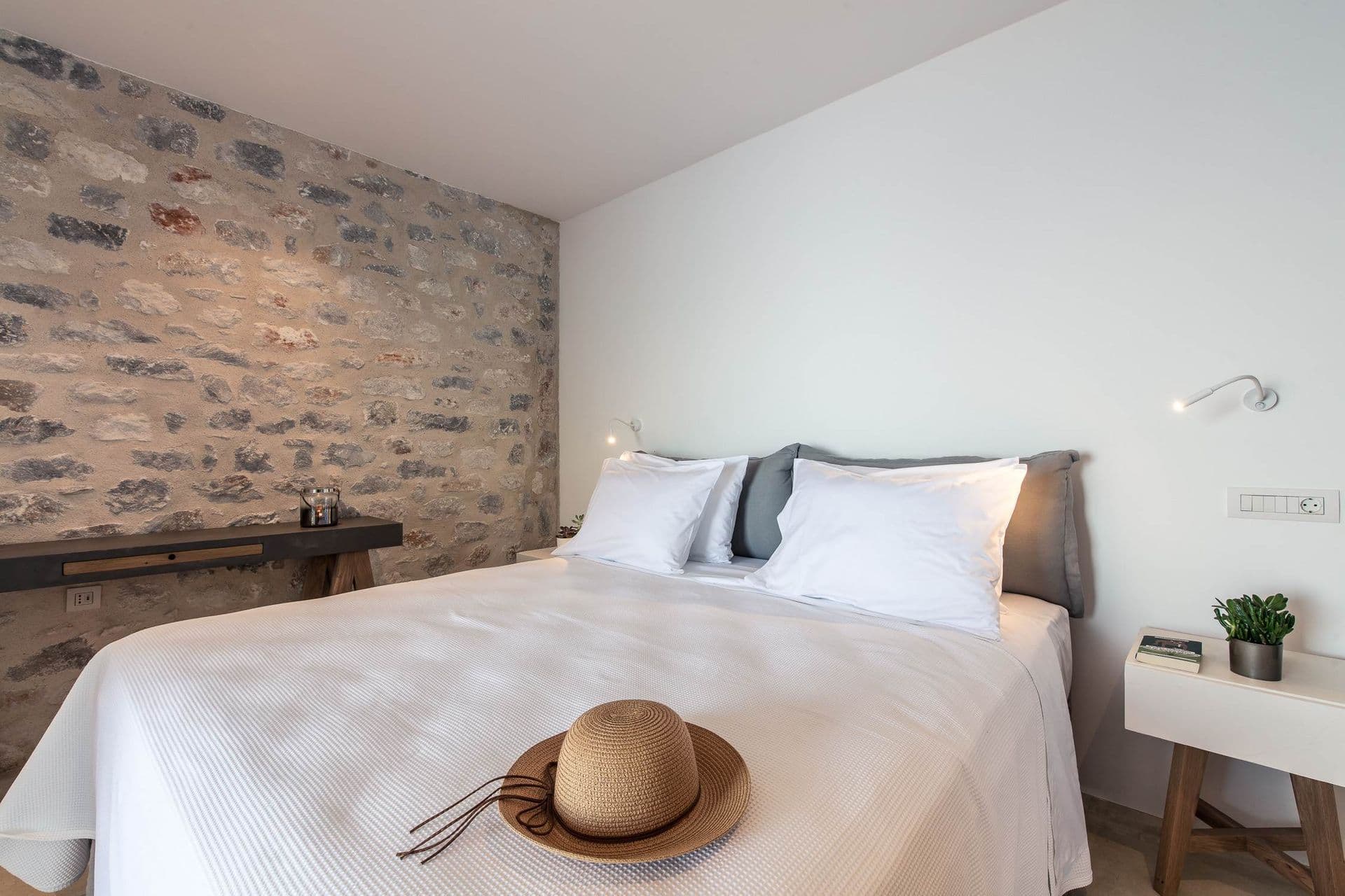 room-types-ARIAESTATE-1BJR-0.jpg