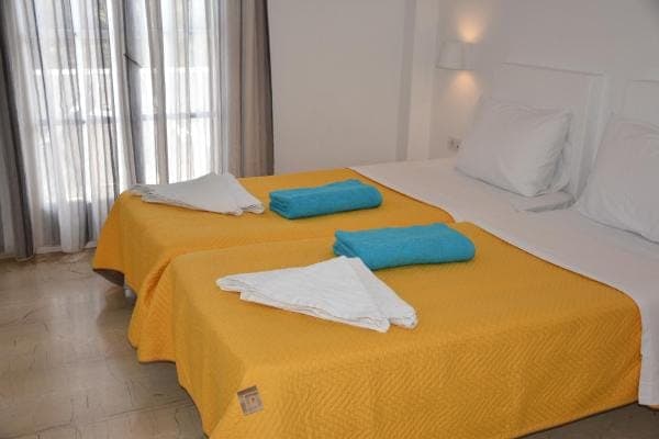 room-types-ARIONBAY-DBLGR-0.jpg