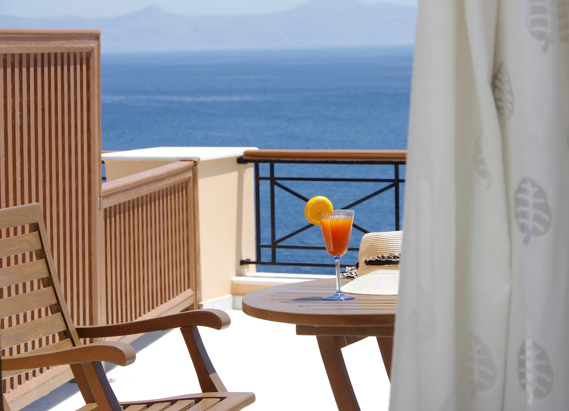 room-types-ARIONSYROS-SUPSV-0.jpg
