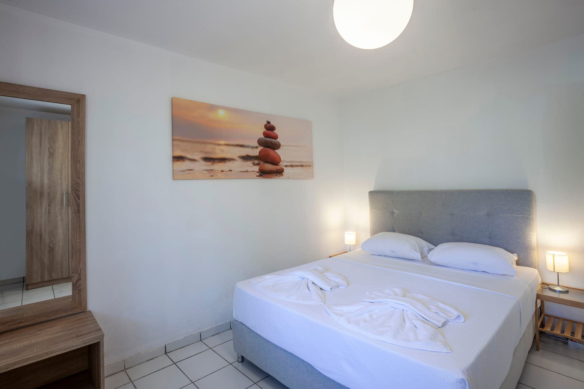 room-types-ARISLUX-2BAPT-0.jpg