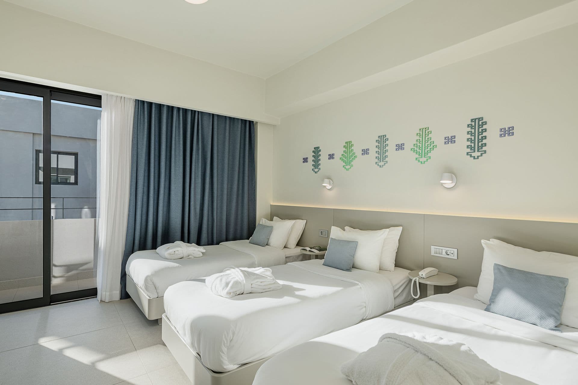 room-types-ARKADI-TRIPLE-0.jpg