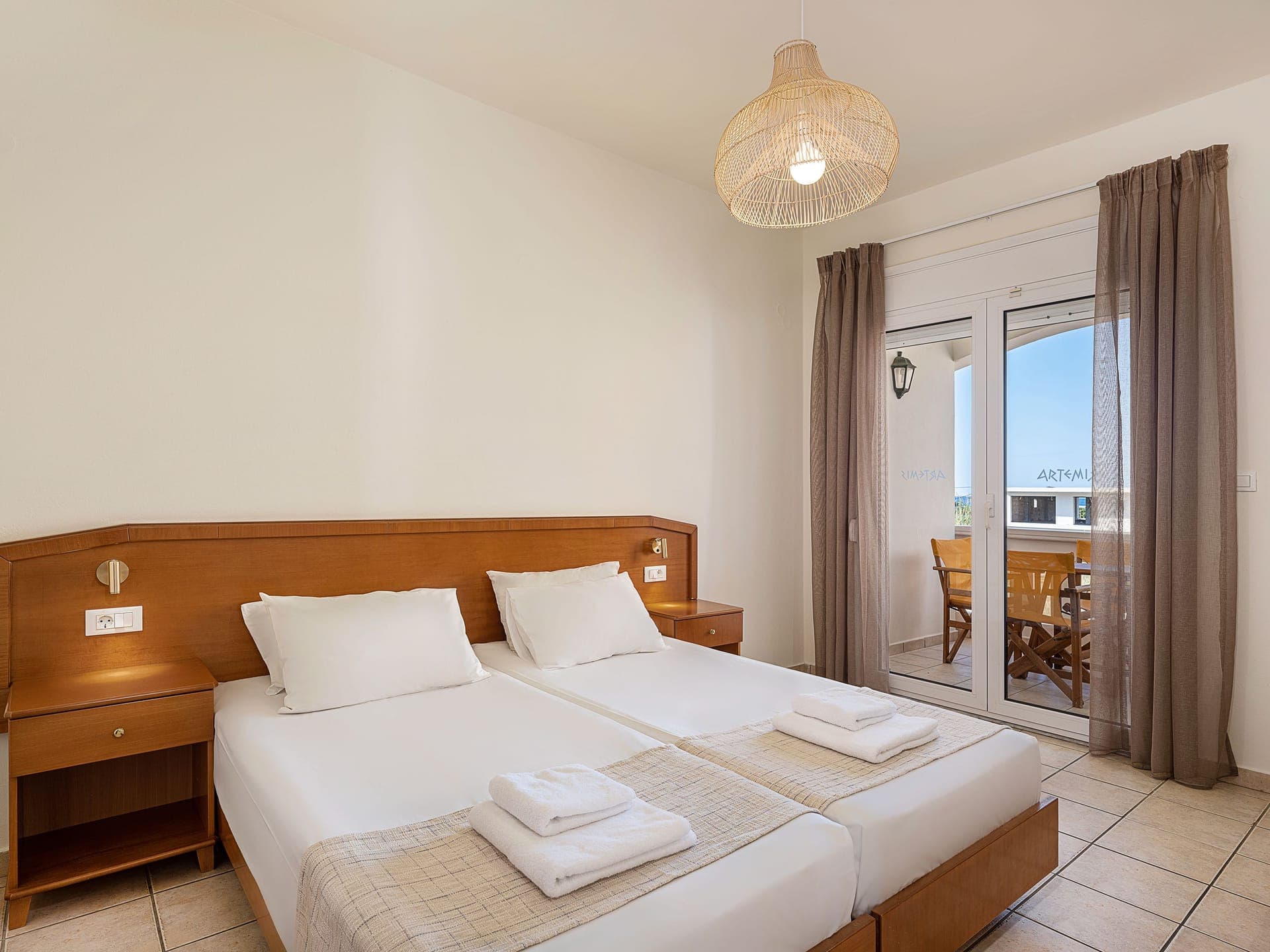room-types-ARTEMISAP-1825AP-0.jpg