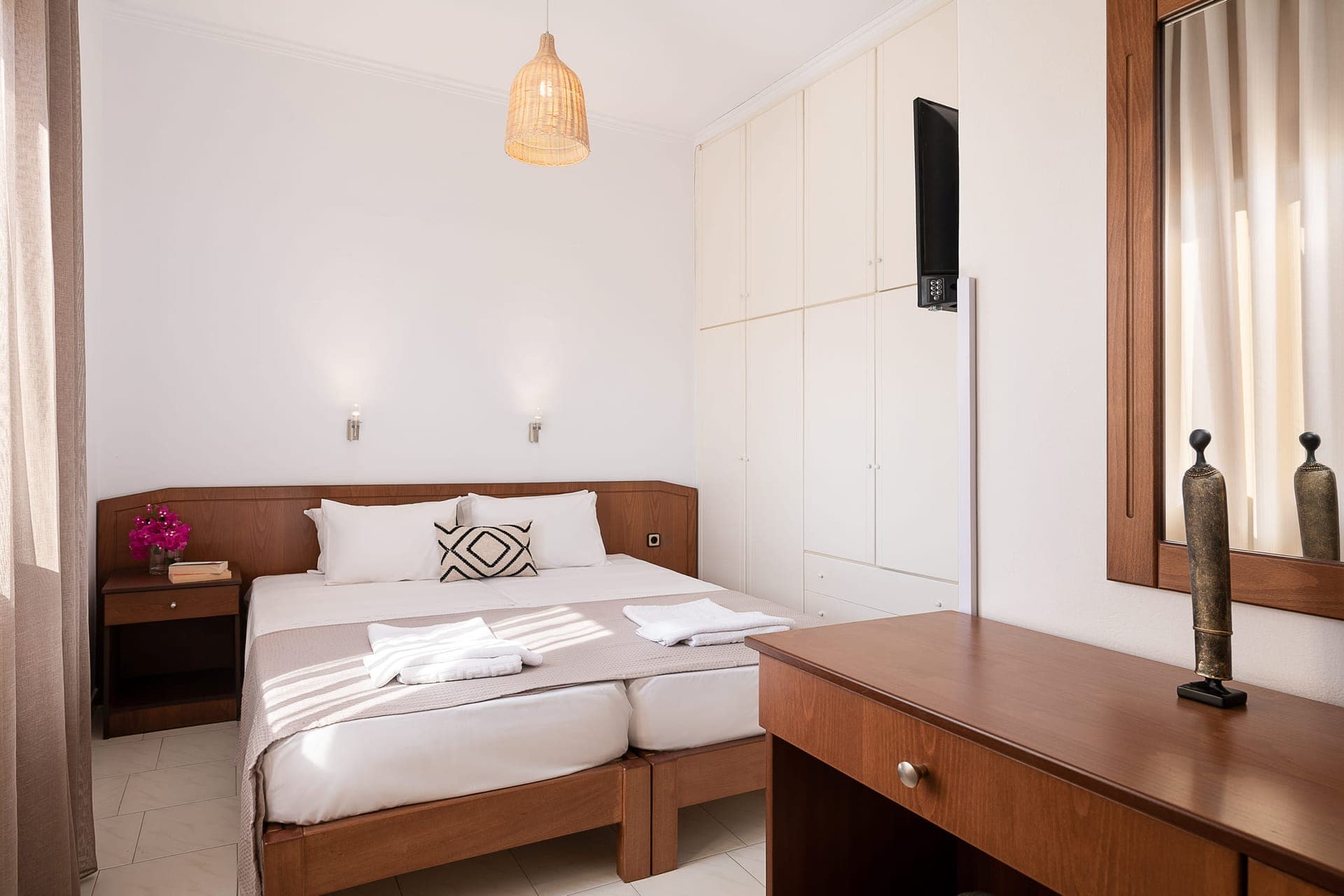 room-types-ARTEMISAP-212BA-0.jpg