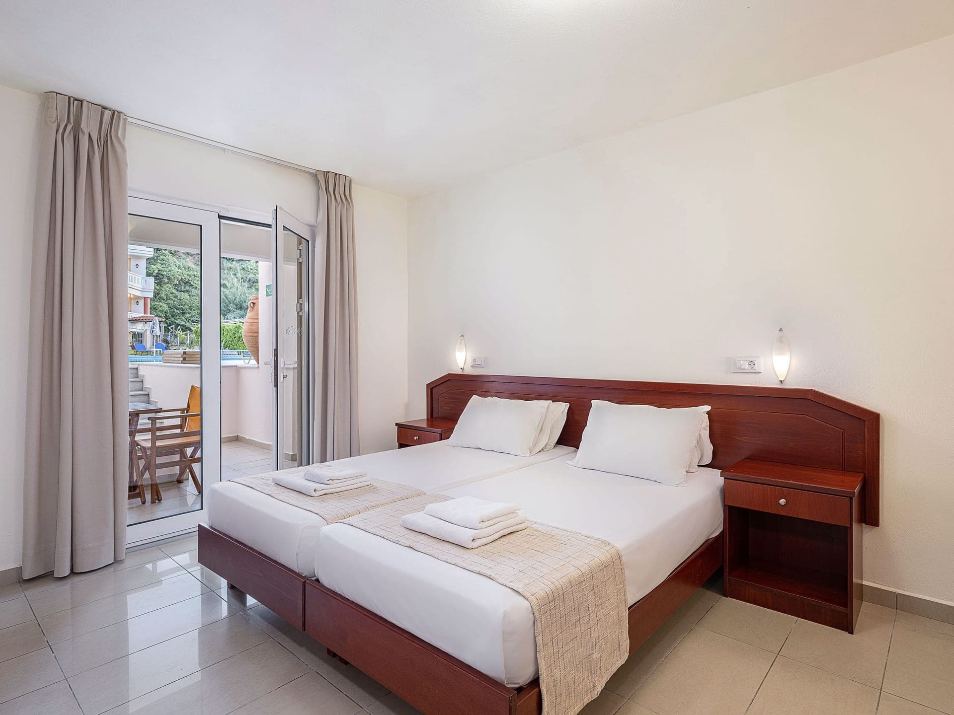 room-types-ARTEMISAP-32GF3-0.jpg