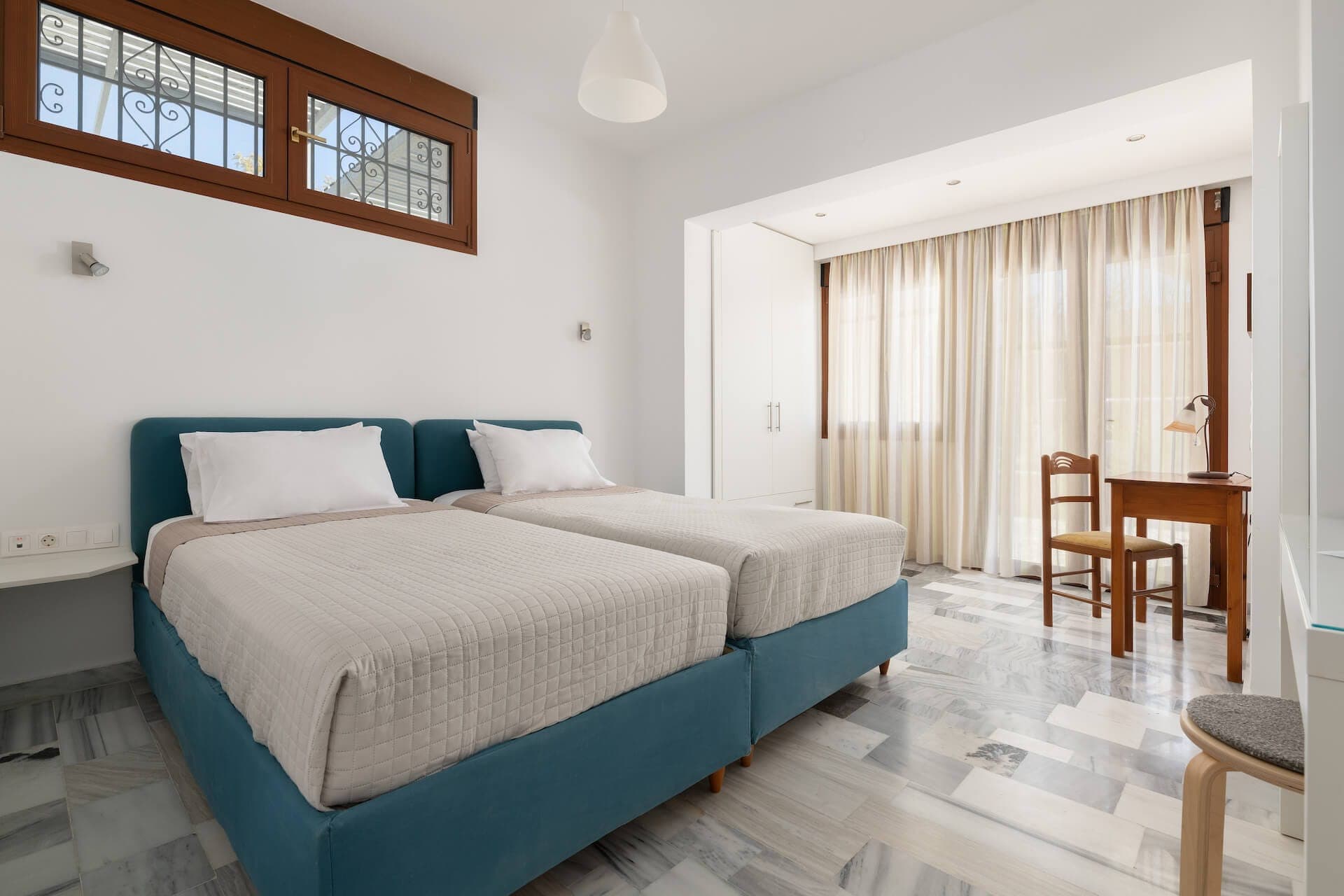 room-types-ARTEPEFKI-FAMS2-0.jpg