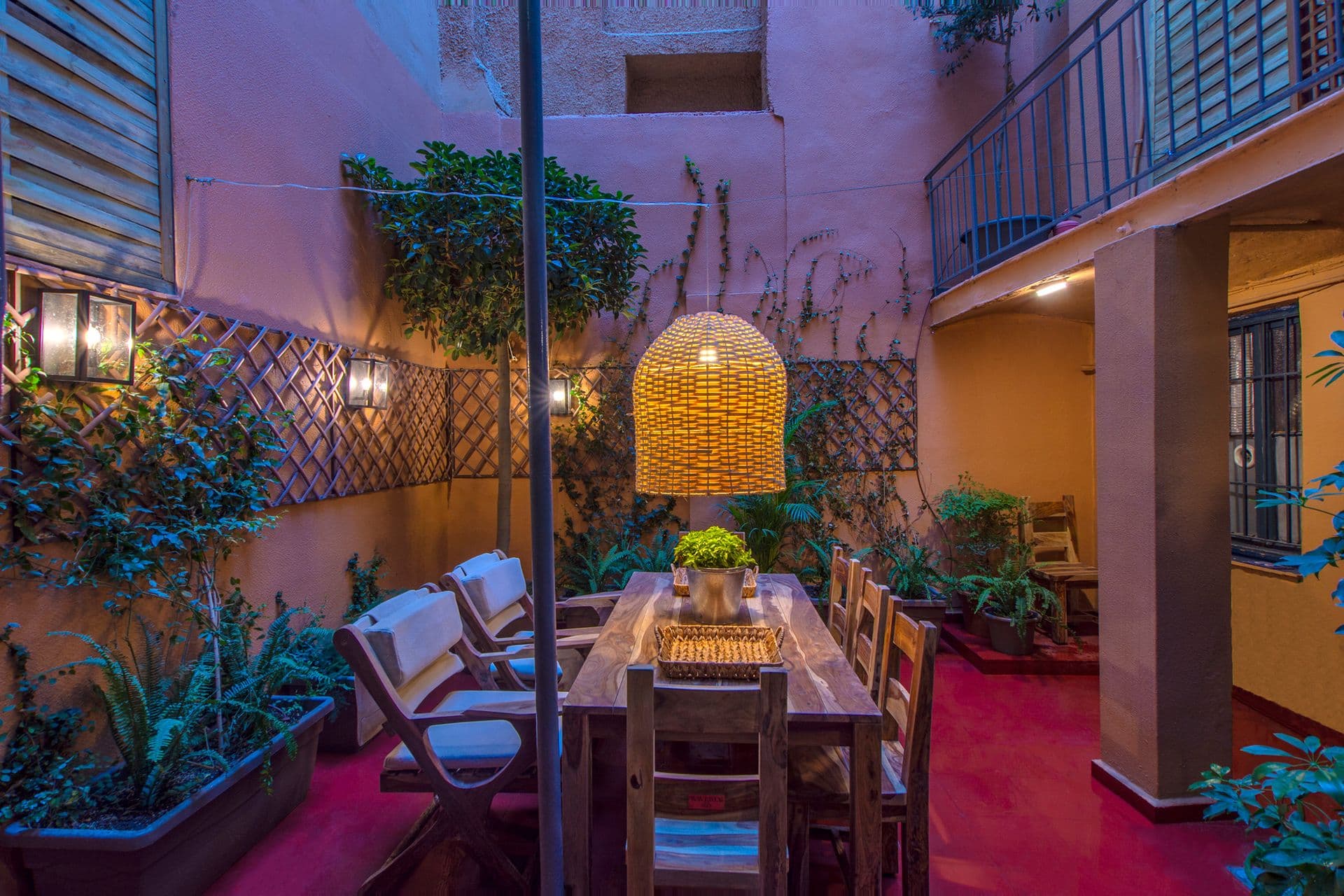 The exclusive courtyard garden of the house!