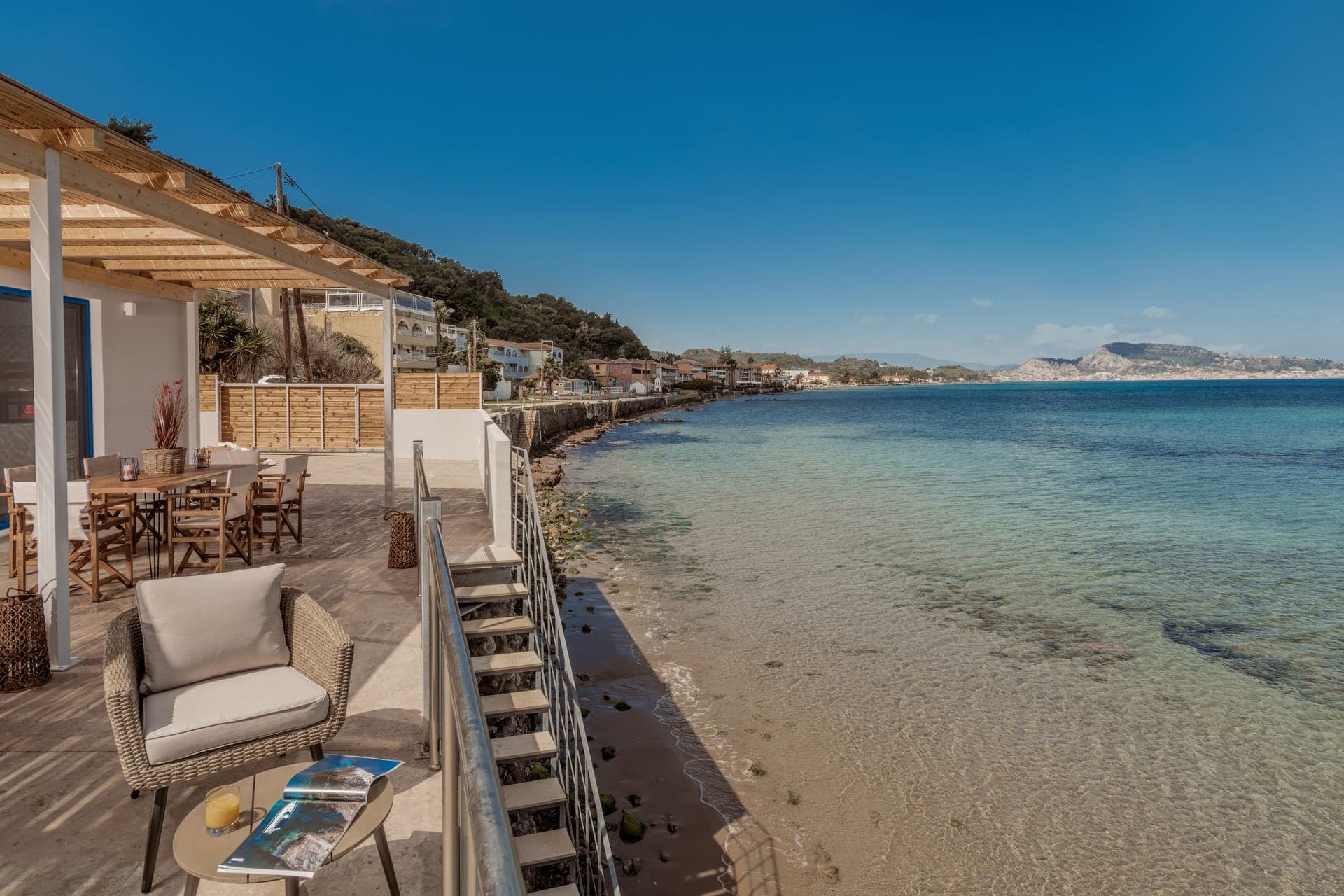 Astarte Villas - Bleu Beach Villa with Pool