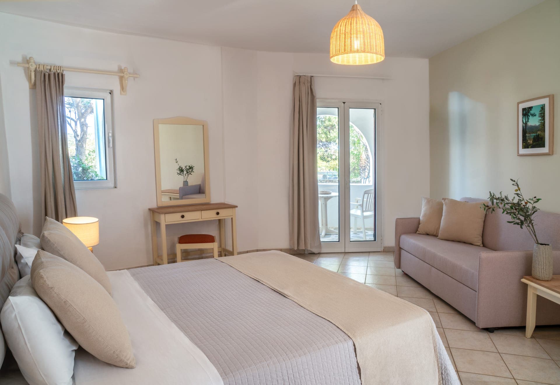 room-types-ASTERASPAR-TRPLGV-0.jpg