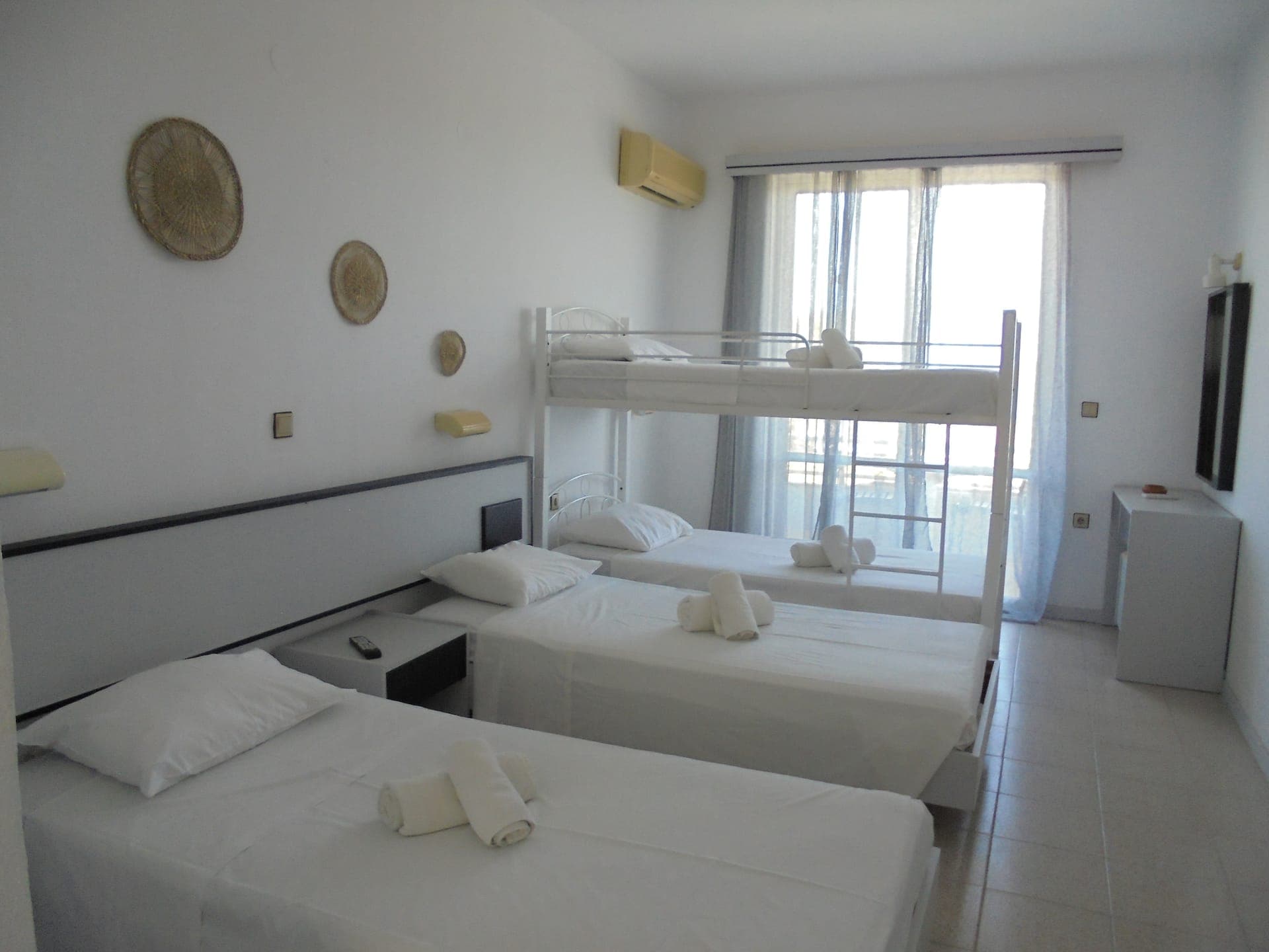 room-types-ASTERIASB-FAM-0.jpg