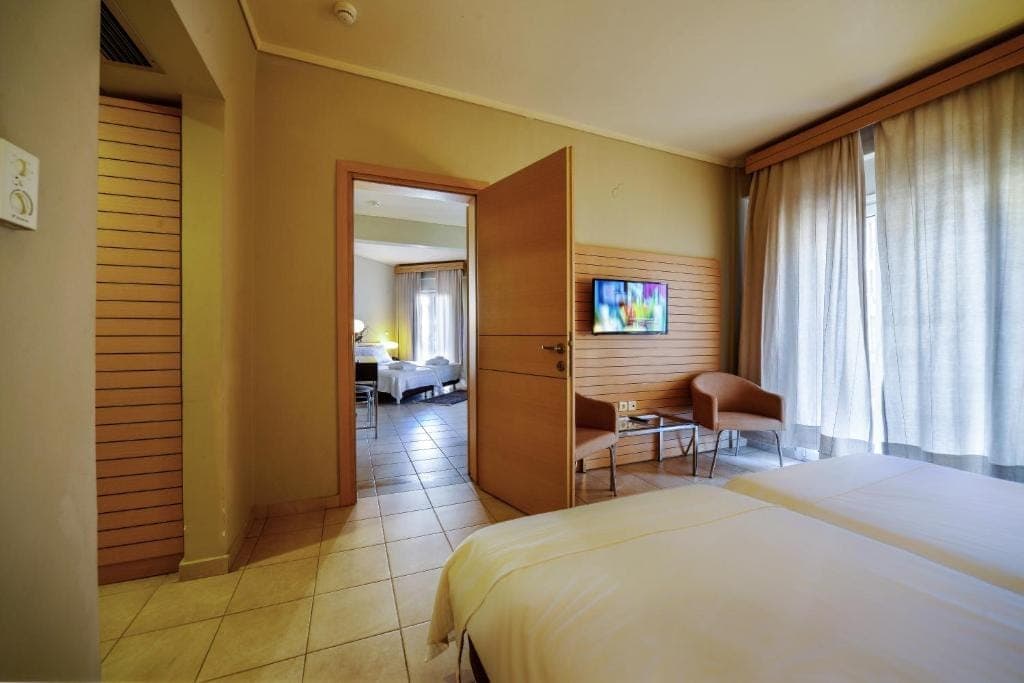 Astoria Hotel's Family Connecting Rooms are perfect for families with two children, offering comfort, space, and convenience. These interconnected double rooms ensure privacy for parents while keeping children close by.