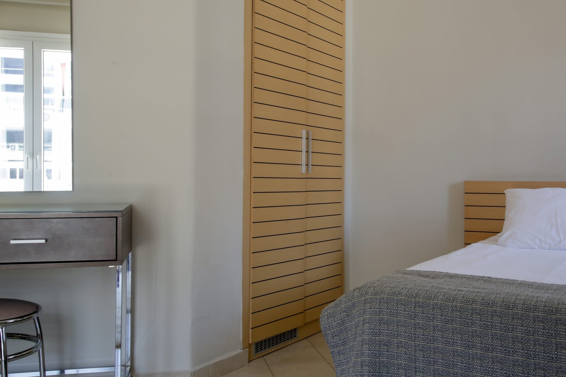 Discover a seamless blend of comfort, convenience, and style in the heart of the city. With its prime location, modern amenities, and exceptional service, Astoria is your smart choice for exploring Thessaloniki with ease and elegance