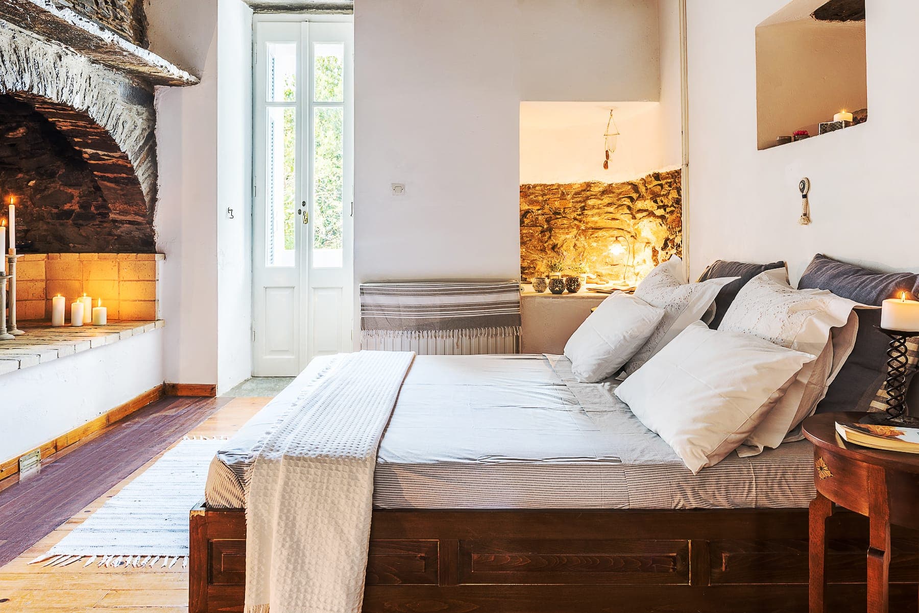 room-types-ASTRAPYRGO-SERENI-0.jpg