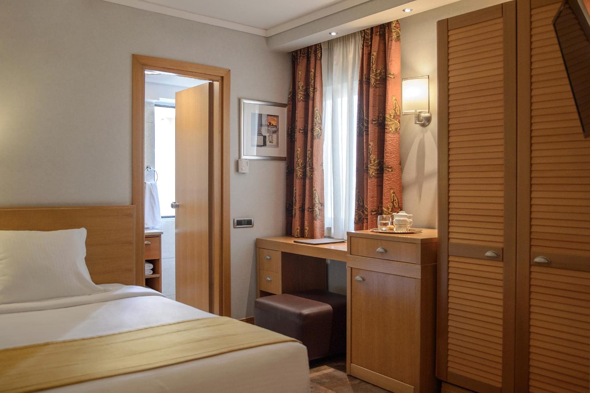 room-types-ATHCALLIR-STS-0.jpg