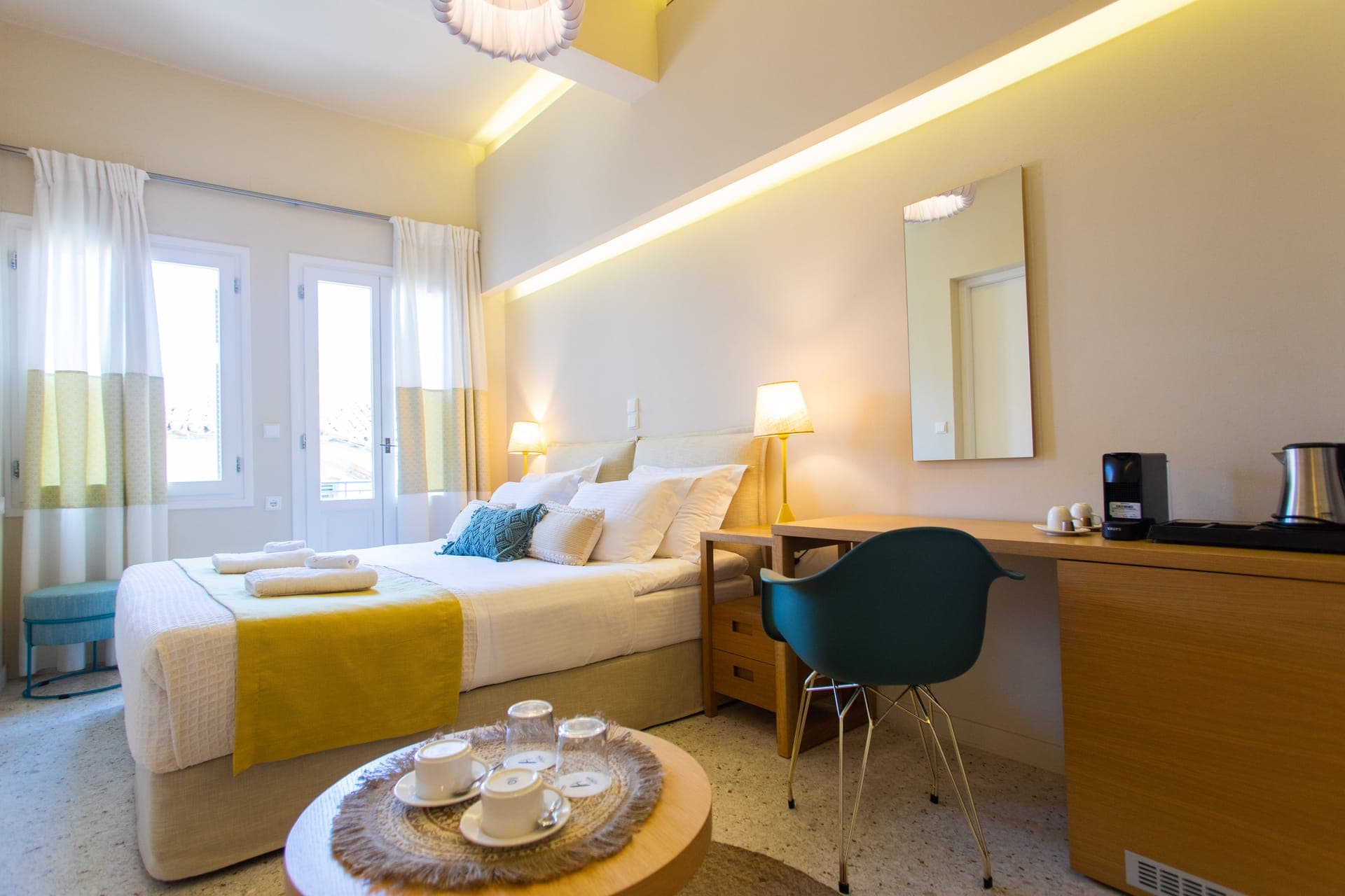 room-types-ATHENANAF-DLXR-0.jpg
