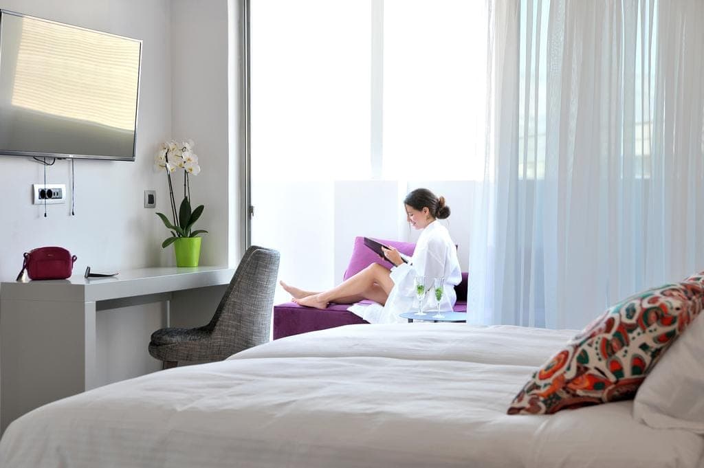 room-types-ATHENGRAND-EXEPRV-0.jpg