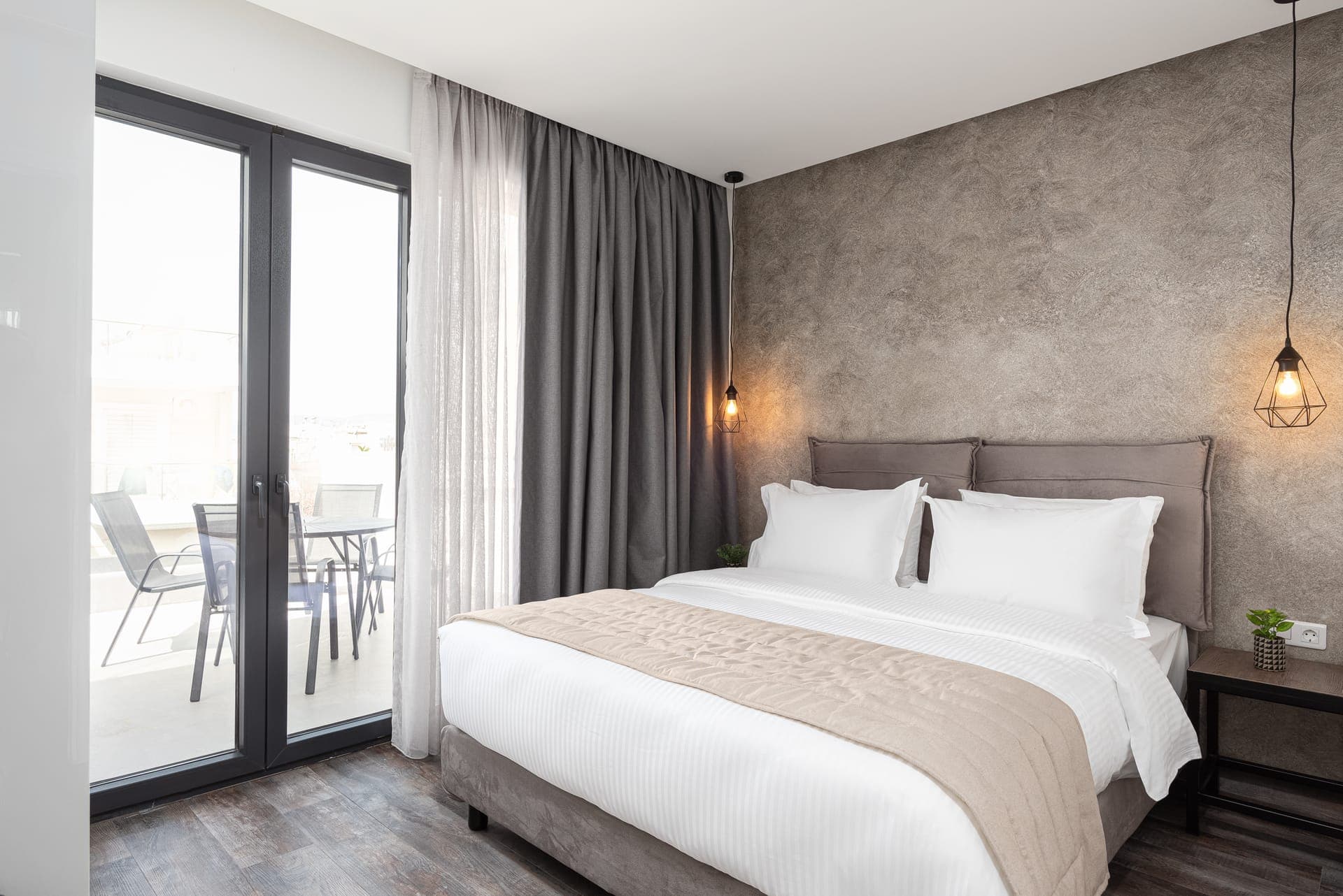 room-types-ATHENIAN-2BDSUI-0.jpg
