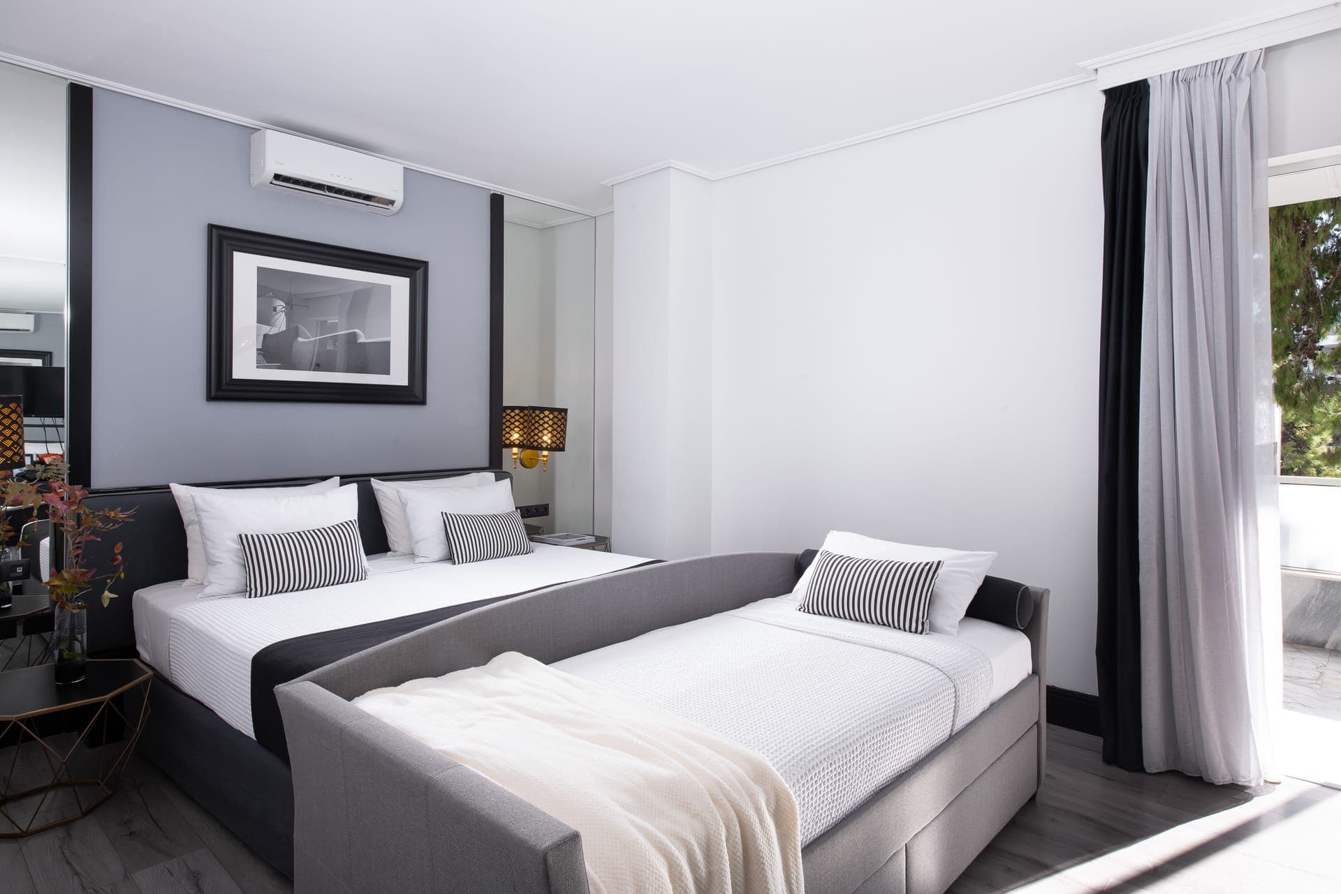 room-types-ATHENIANRH-DBLTW-0.jpg