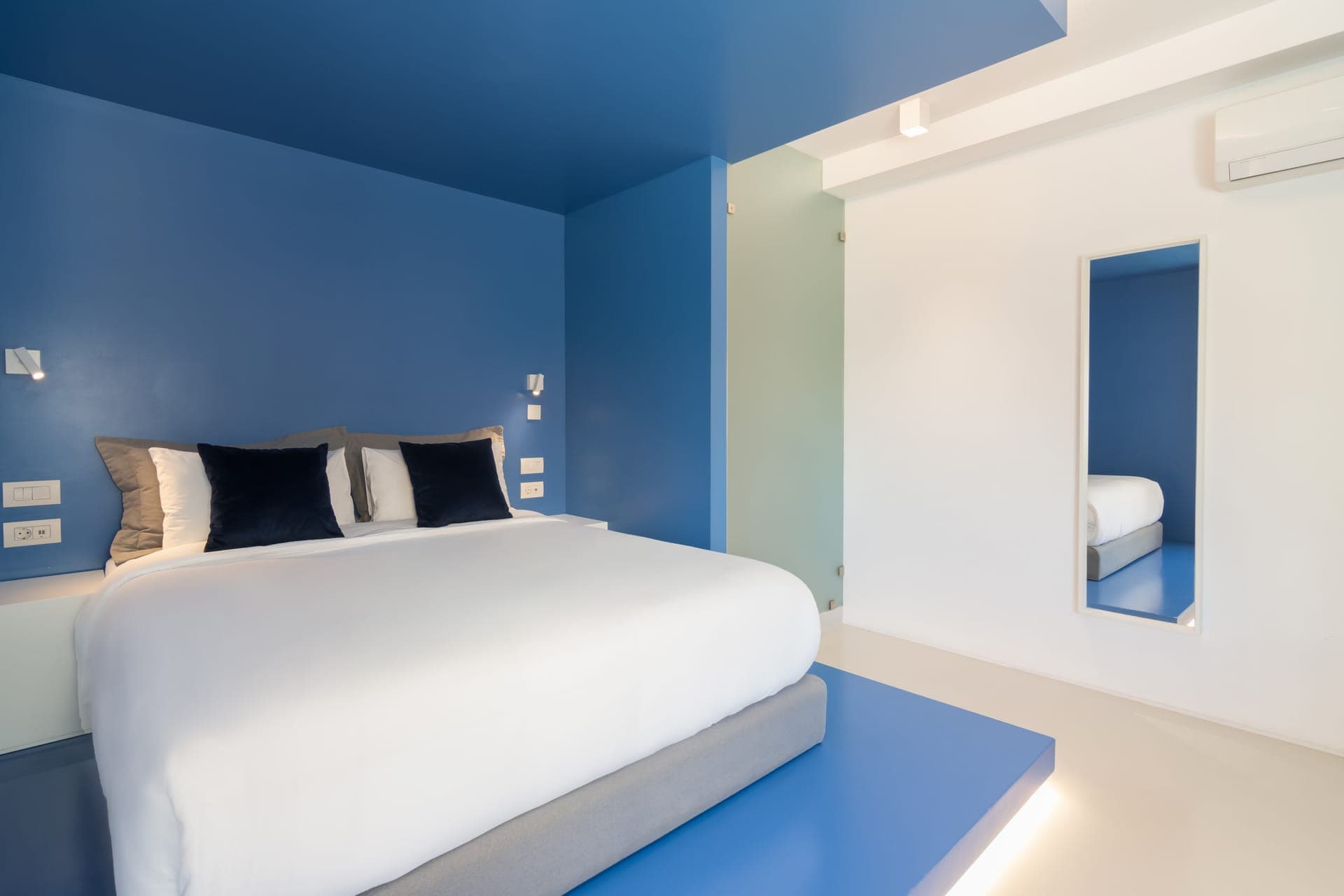 room-types-ATHENSCOL-BLAP-0.jpg