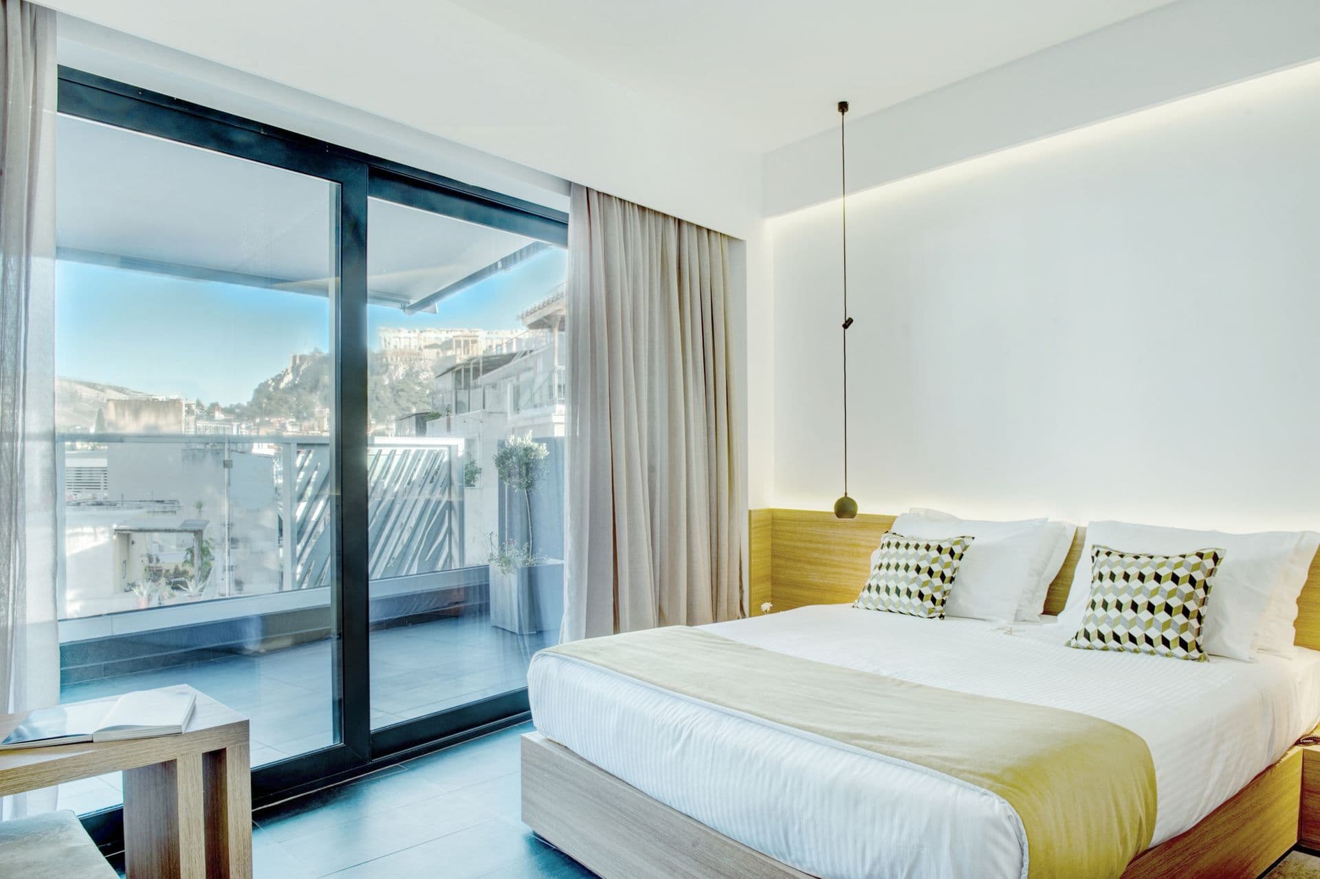 room-types-ATHENSL-EXEC-0.jpg