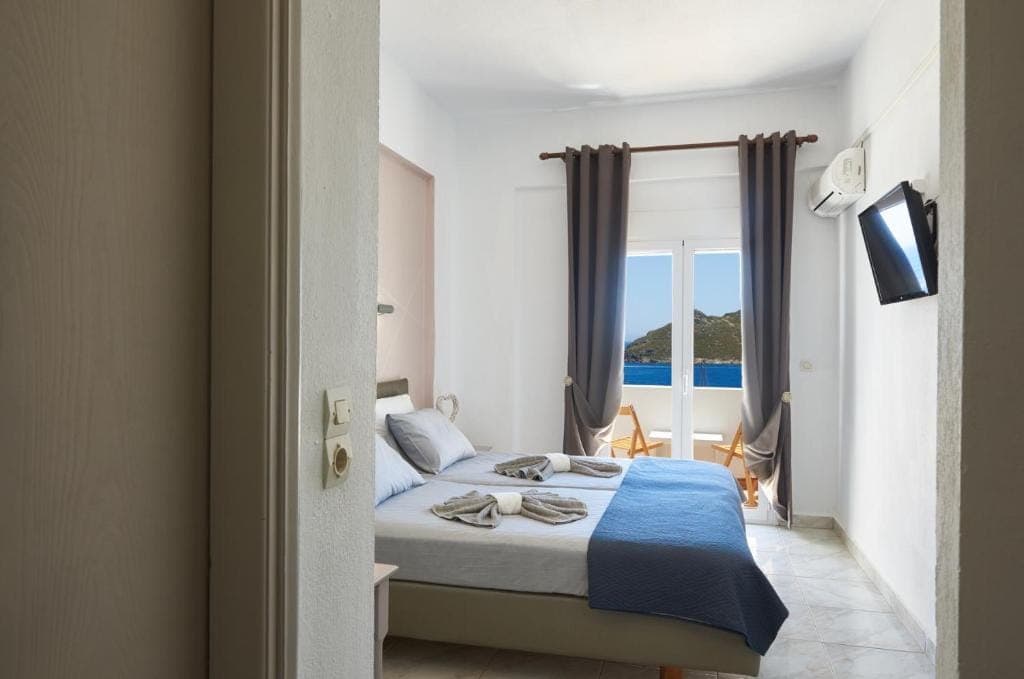 room-types-ATHINAHOTP-STDTWS-0.jpg