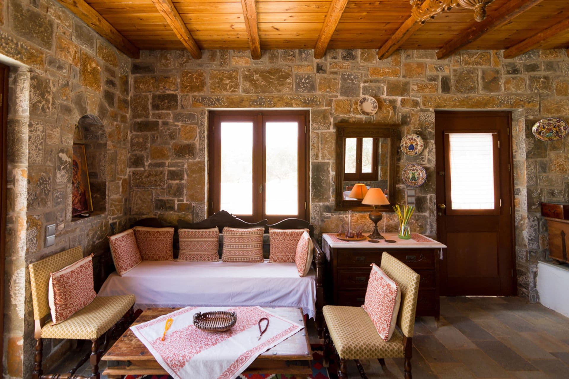 room-types-ATHVILOG-TSS-0.jpg