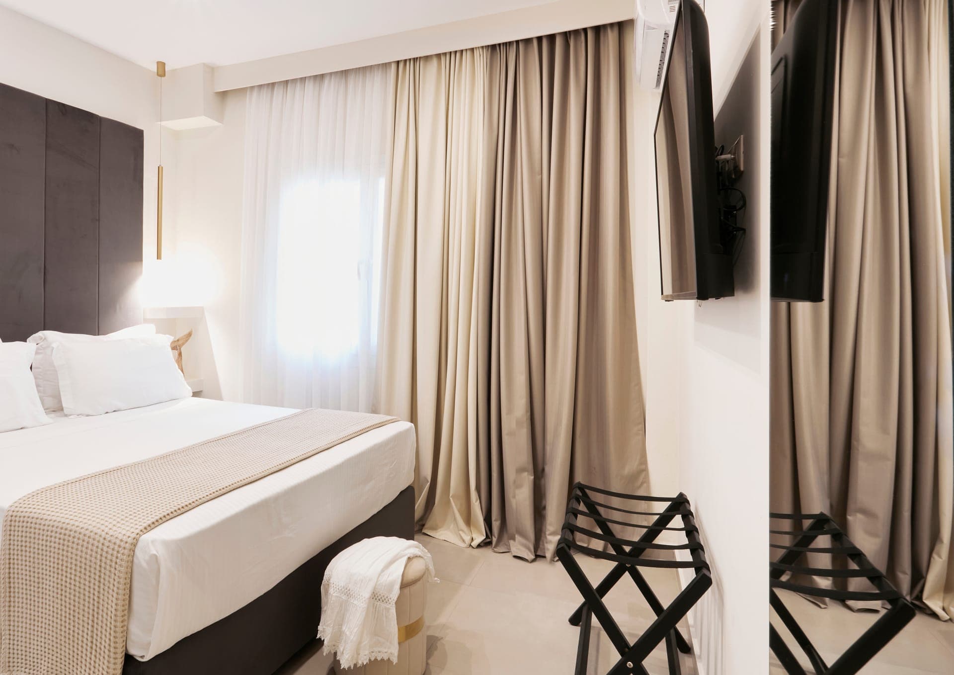 room-types-ATLASKIATH-101-0.jpg
