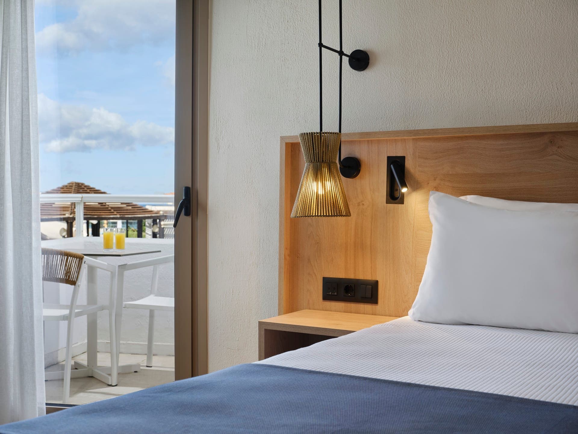room-types-ATLCRETAPR-DBLGV-0.jpg