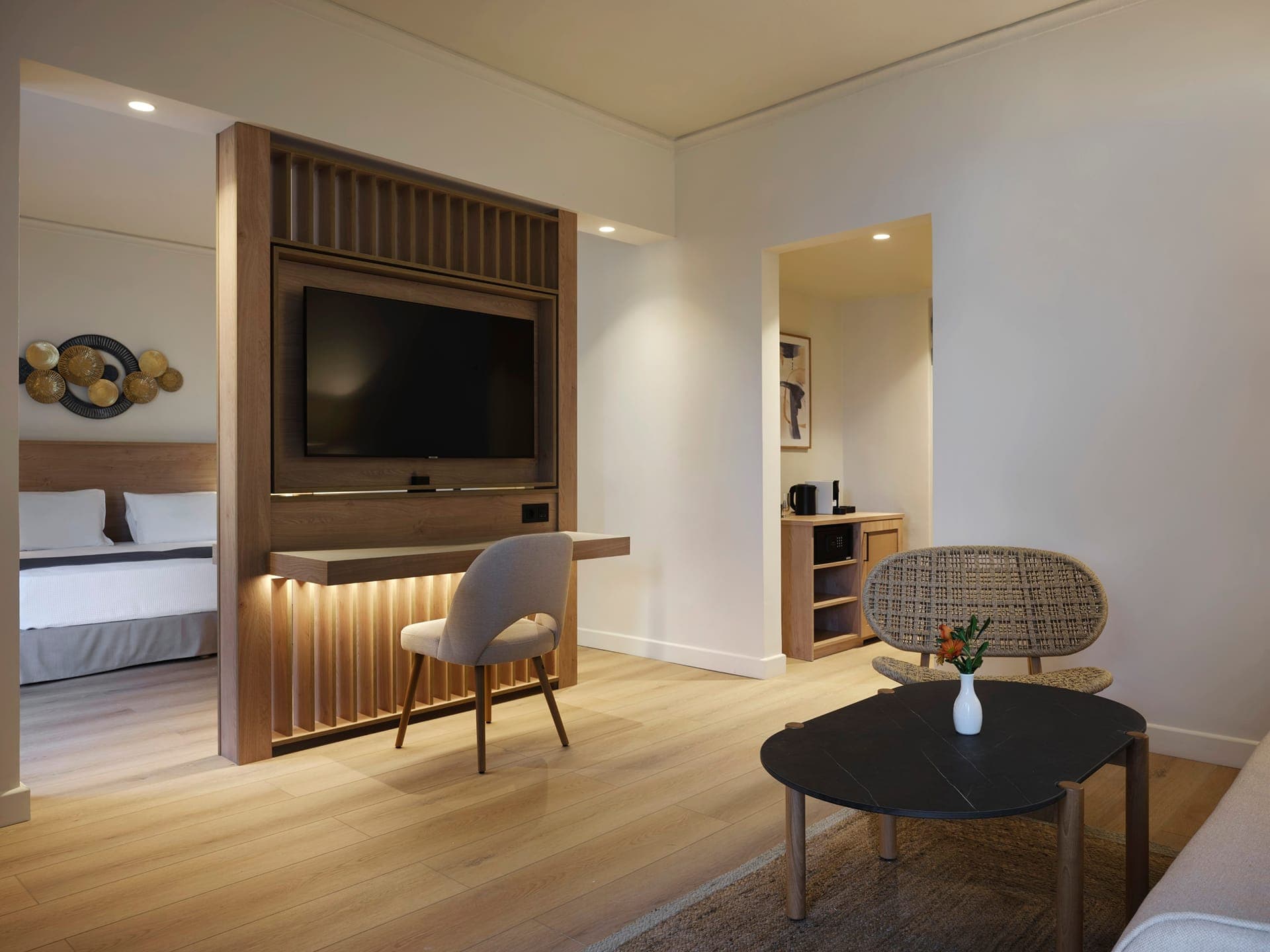 room-types-ATLCRETAPR-SUIIV-0.jpg