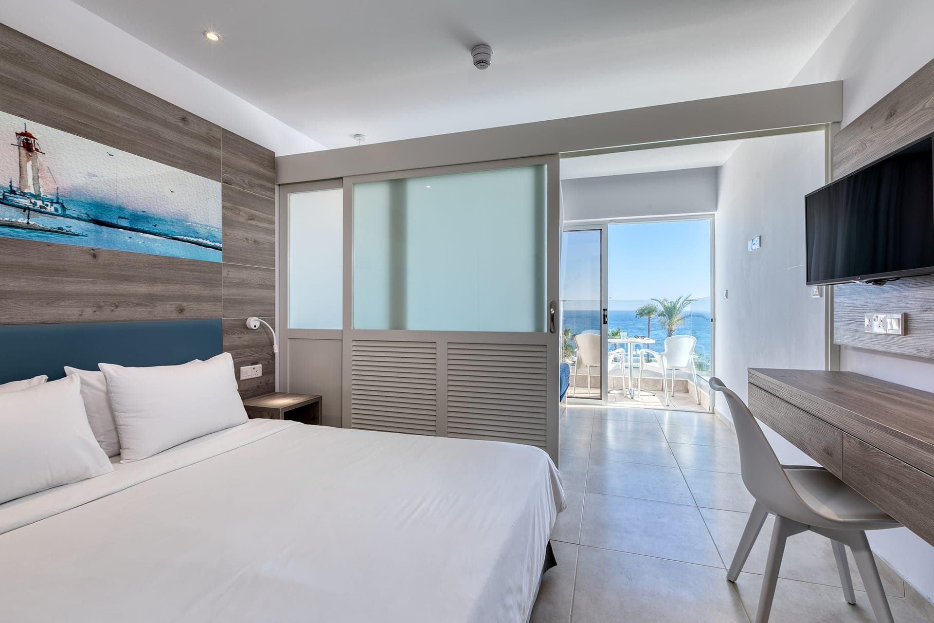 room-types-ATLSUNBEAC-FMSVGA-0.jpg
